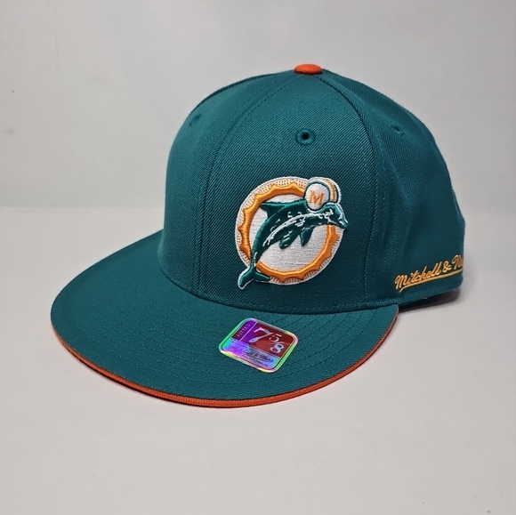 Miami Dolphins Mitchell & Ness Throwback Logo Hat Cap NFL Fitted Men 7-5/8 NEW - Picture 1 of 7